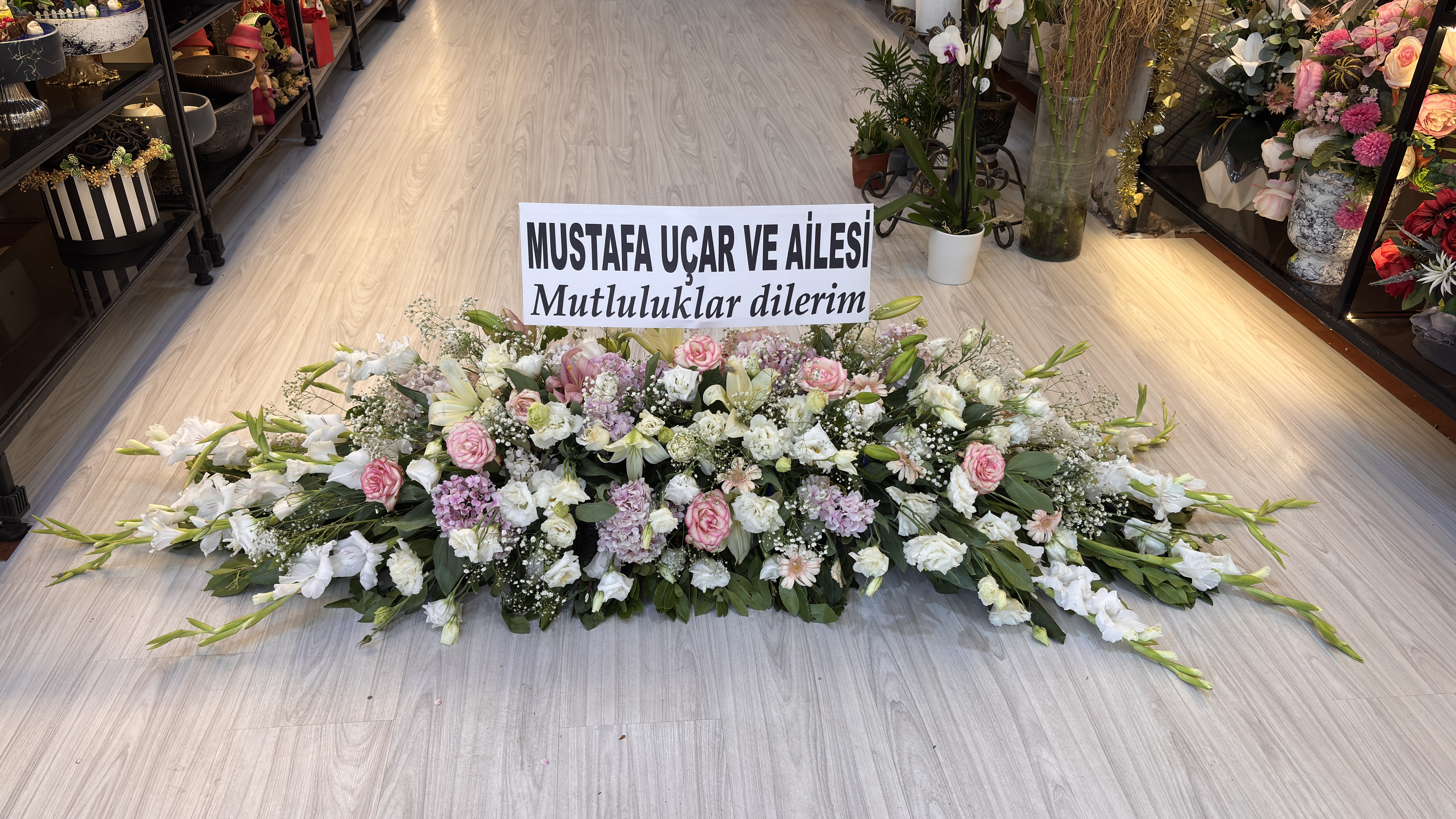 Masa çiçek